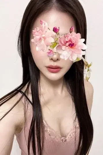 白峰ひらり