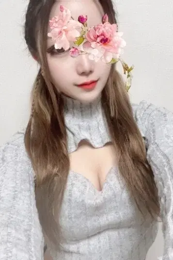 小西まあみ