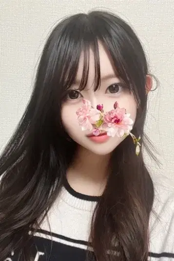 山本ひな