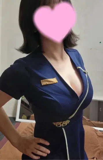 トモコ