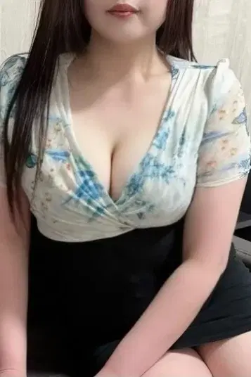 梓乃