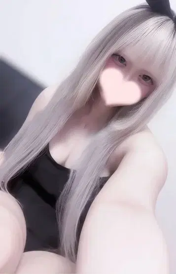 シイナ