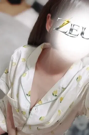 由良たまき