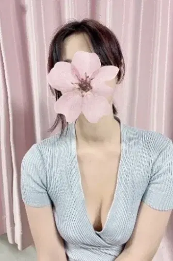 ユイ
