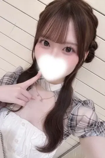 春瀬ましろ