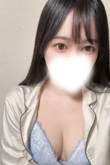 鷹宮みおん