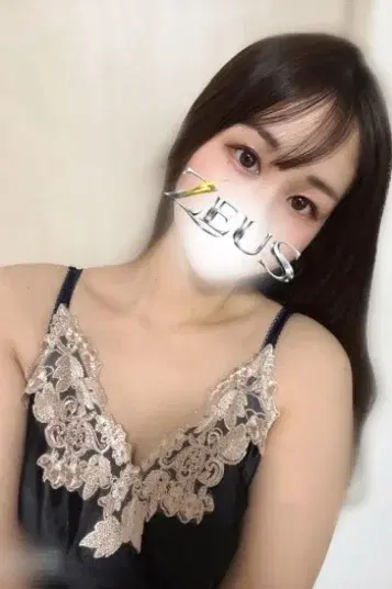 山野ひとみ