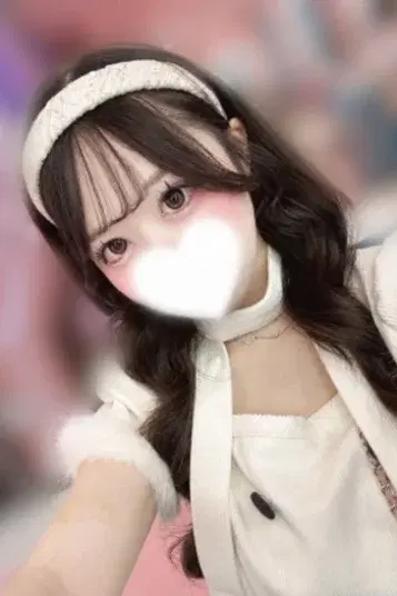月日奈あみ