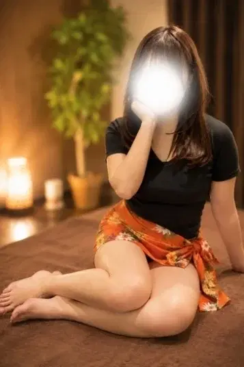 向井ひな