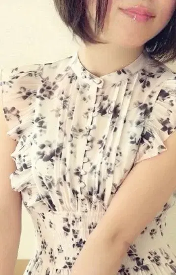 綾瀬まな