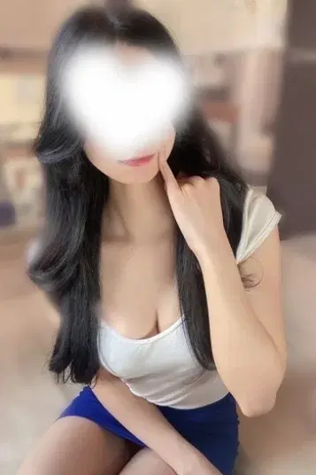 小西まりん