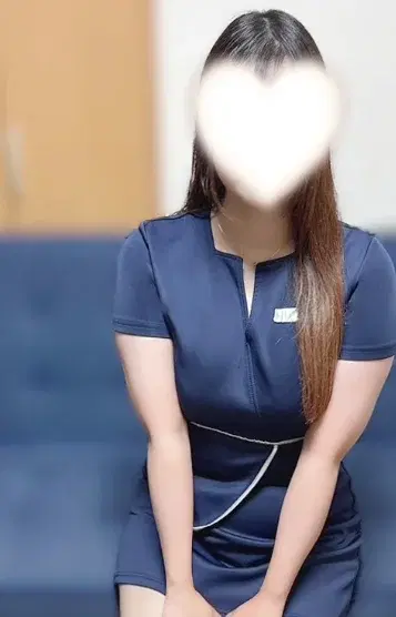 小川なな
