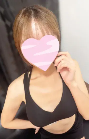 ももな