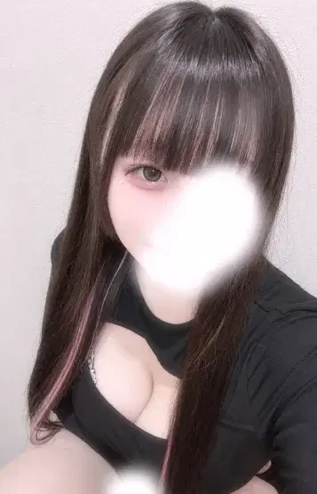 桃瀬ここ