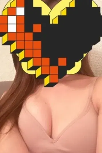 若月なな